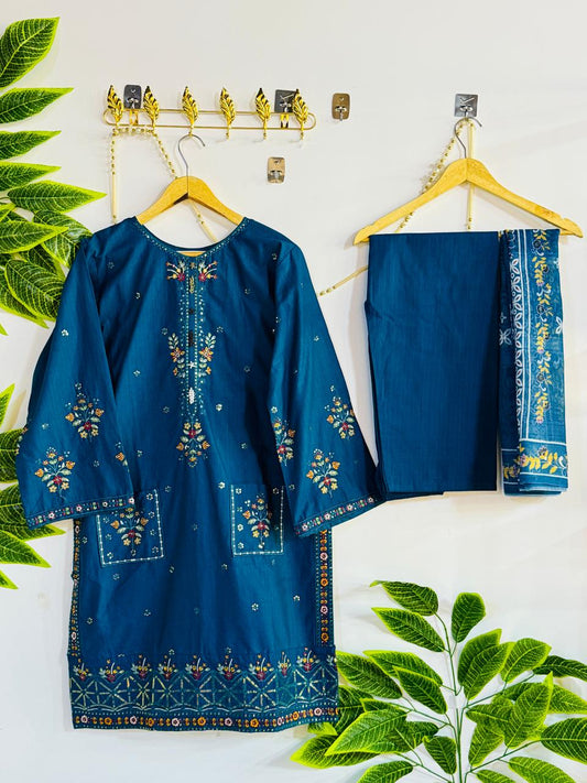 Embroidered 3-Piece Stitched Suit - V4-05 - Pret Ready-to-Wear